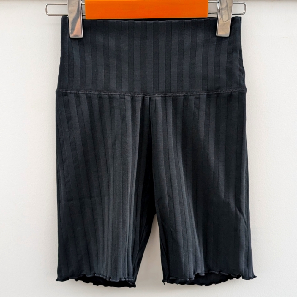 OFFLINE BY AERIE | Women's Faded Black OG Groove 7" Biker Shorts NWOT